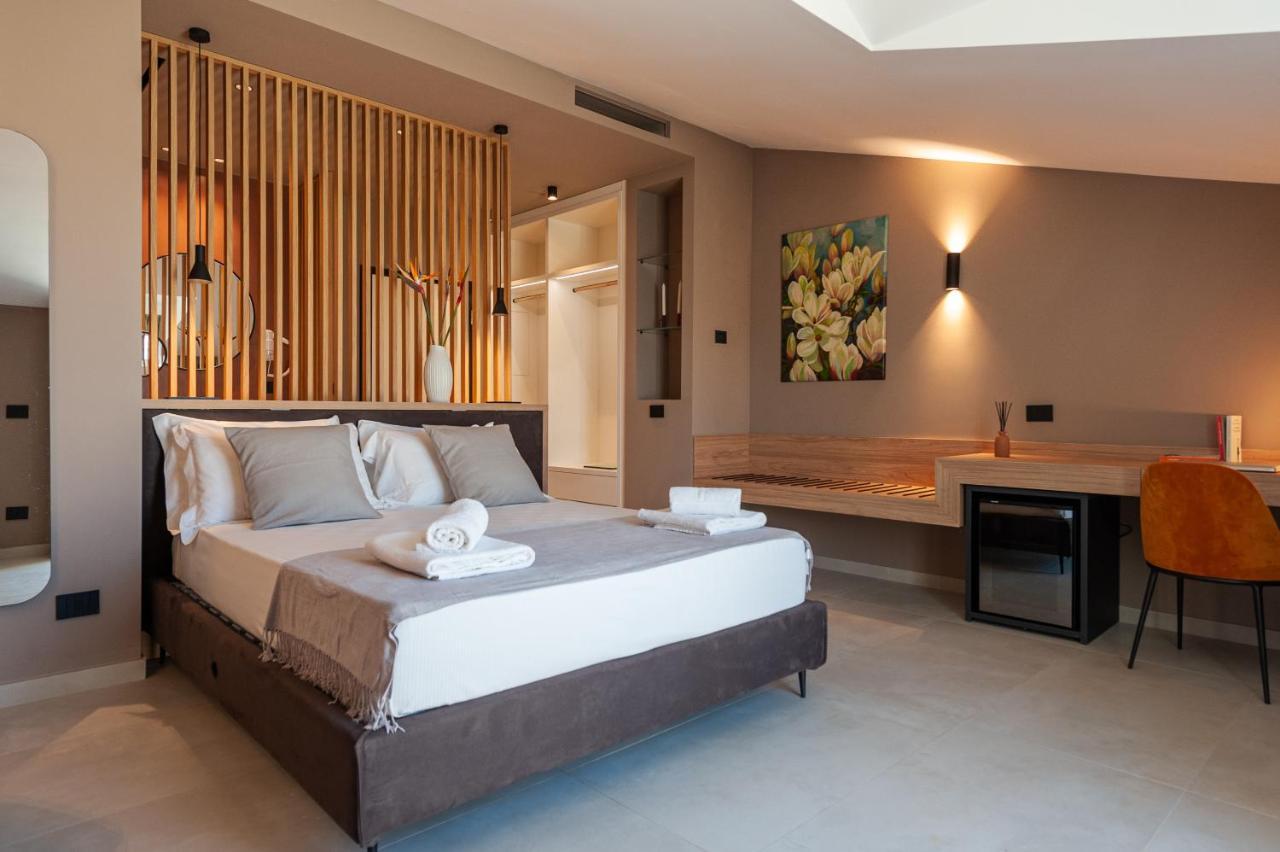 Limen Wellness Hotel & Spa Кампофеличе ди Рокела Екстериор снимка