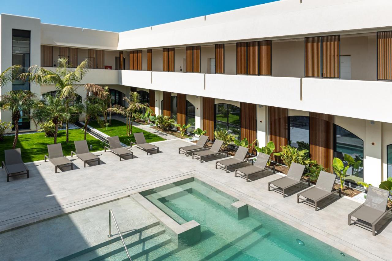 Limen Wellness Hotel & Spa Кампофеличе ди Рокела Екстериор снимка